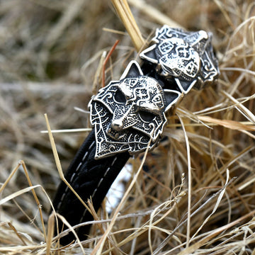 Vintage Stainless Steel Double Wolf Head Bracelet