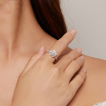 Bague en argent et zircon cubique en forme de rose